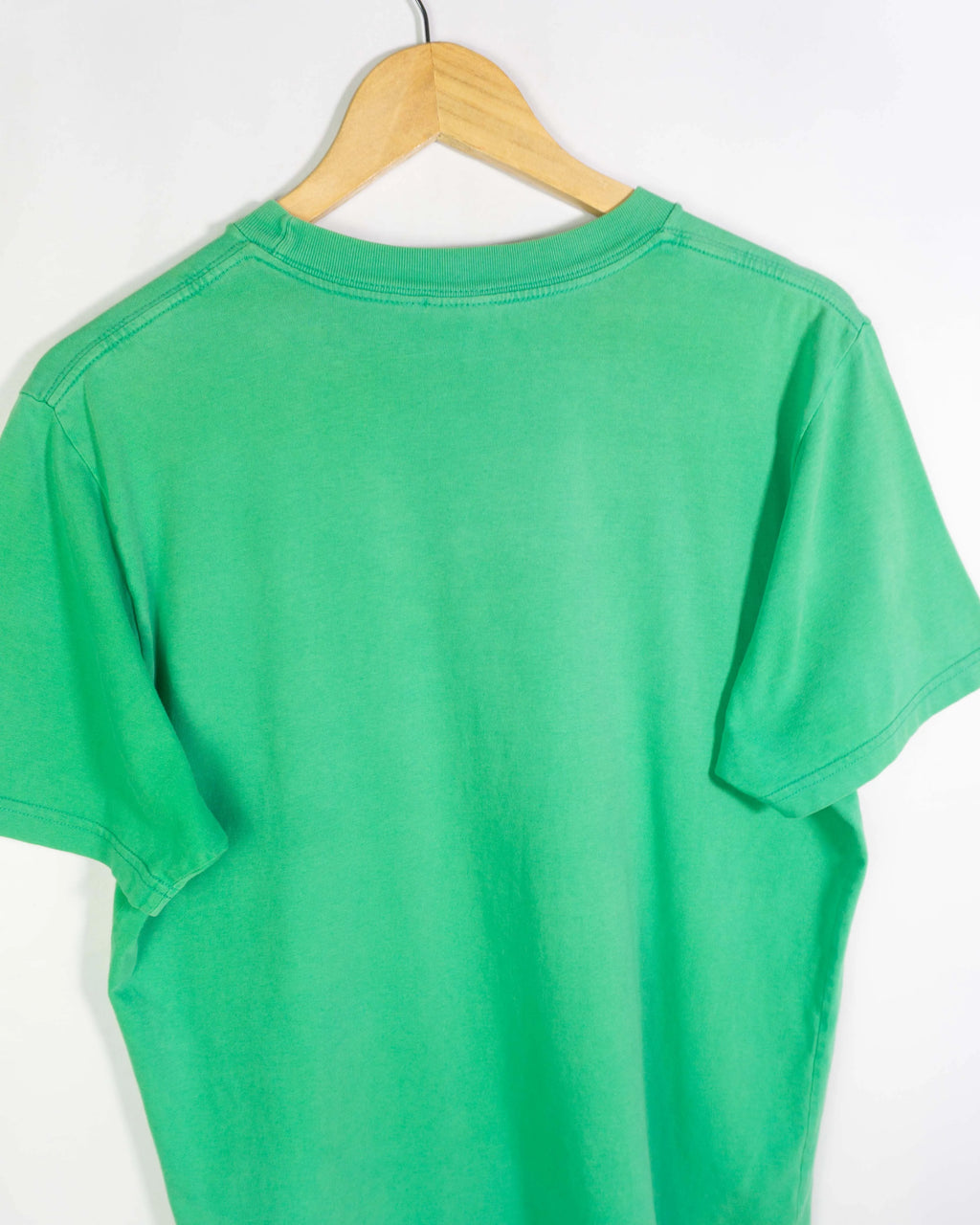 Camiseta Carhartt WIP Graphic Logo Verde Psychedelic — Talla M
