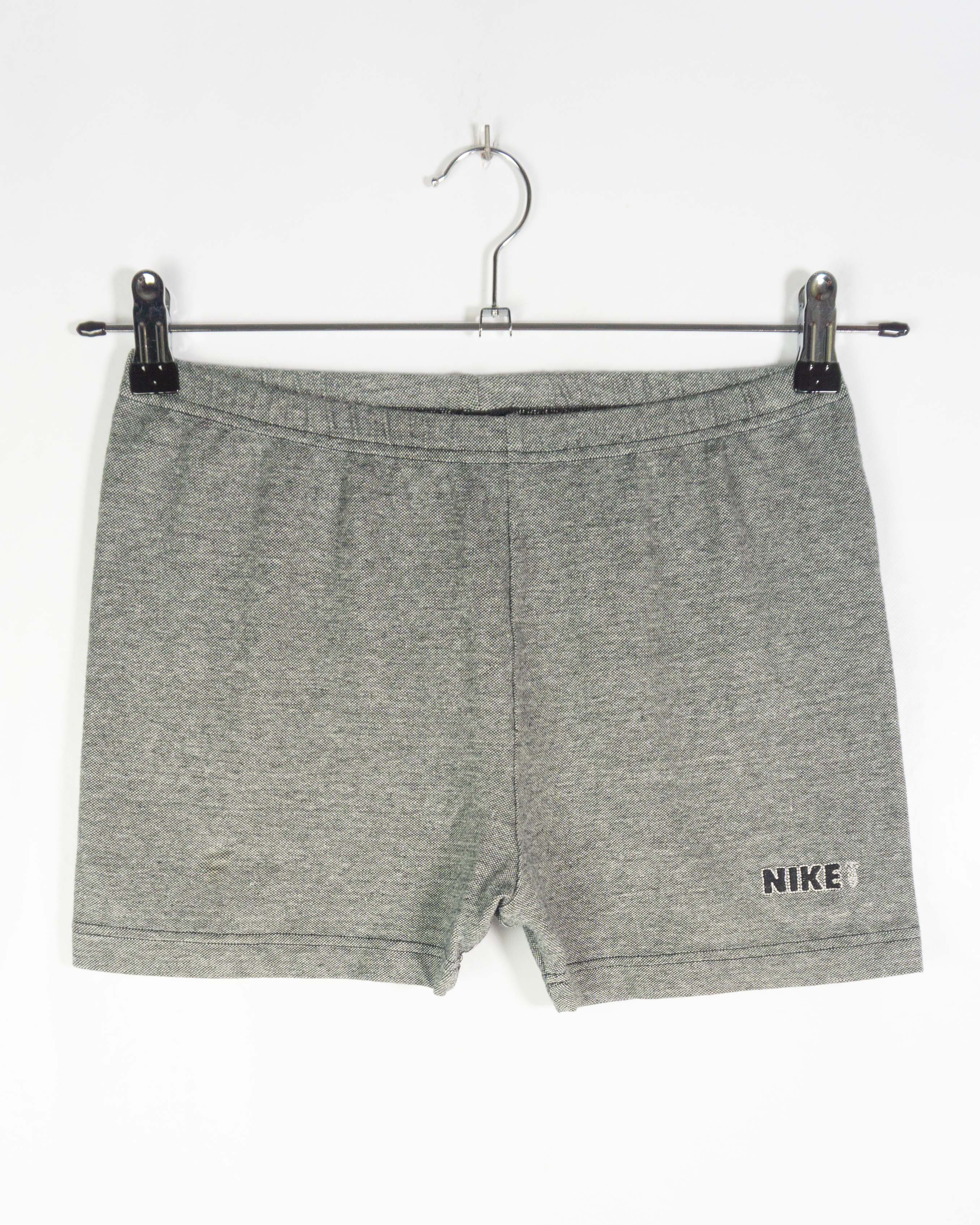 Short Nike Gris Deporte Vintage 90s mujer — Talla M
