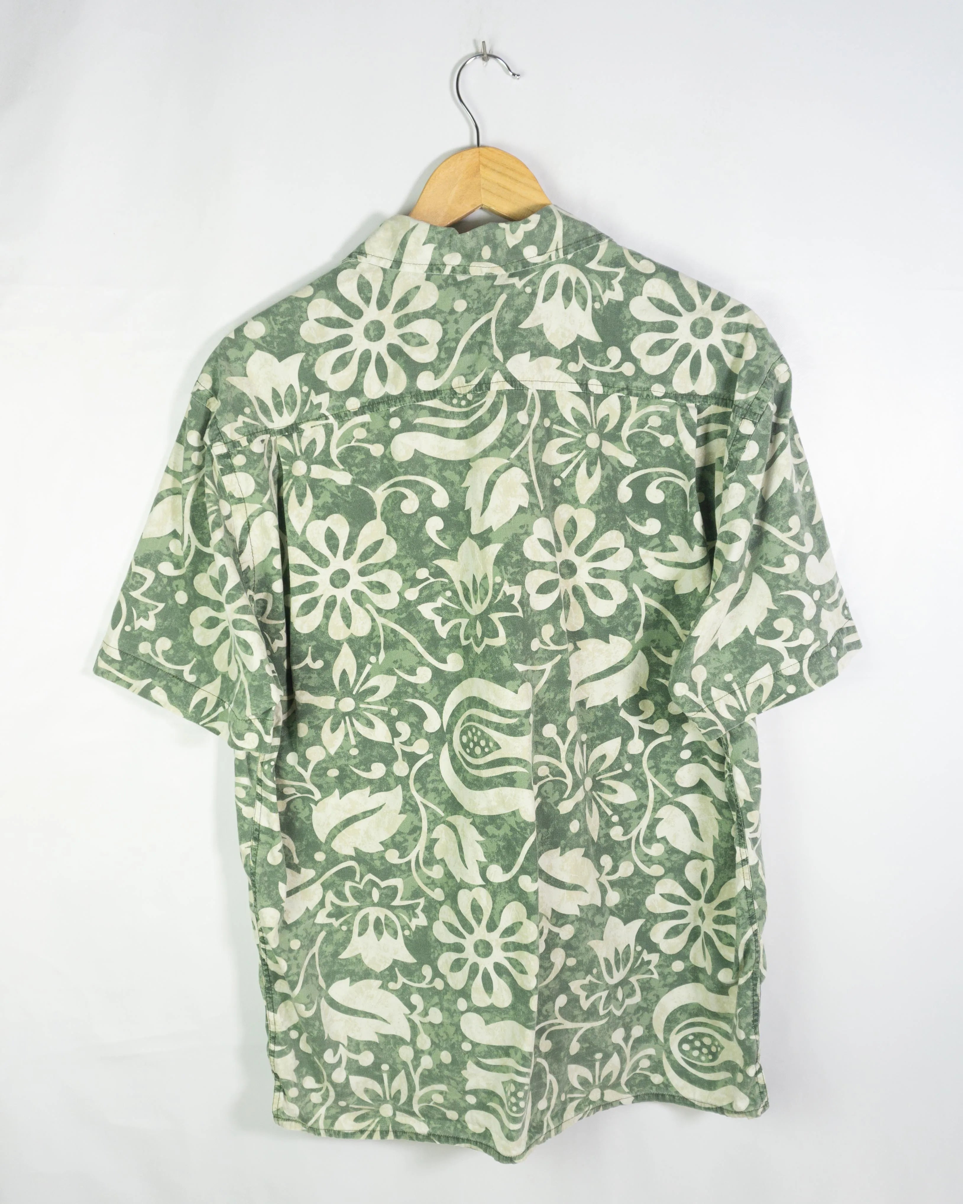 Camisa Think Pink Vintage 00s Floral Verde Manga Corta — Talla L