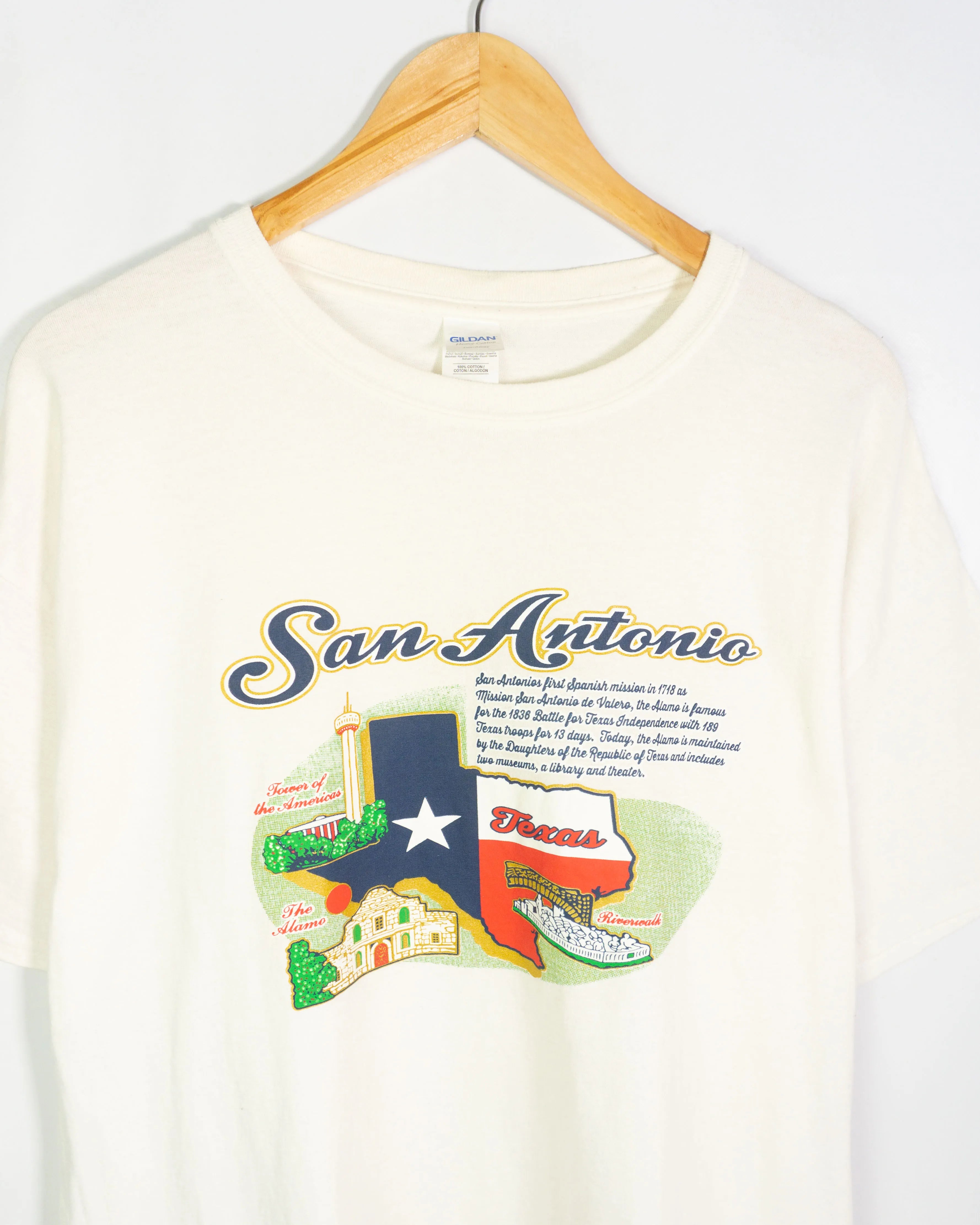 Camiseta Souvenir San Antonio Texas Cruda 00s — Talla XL