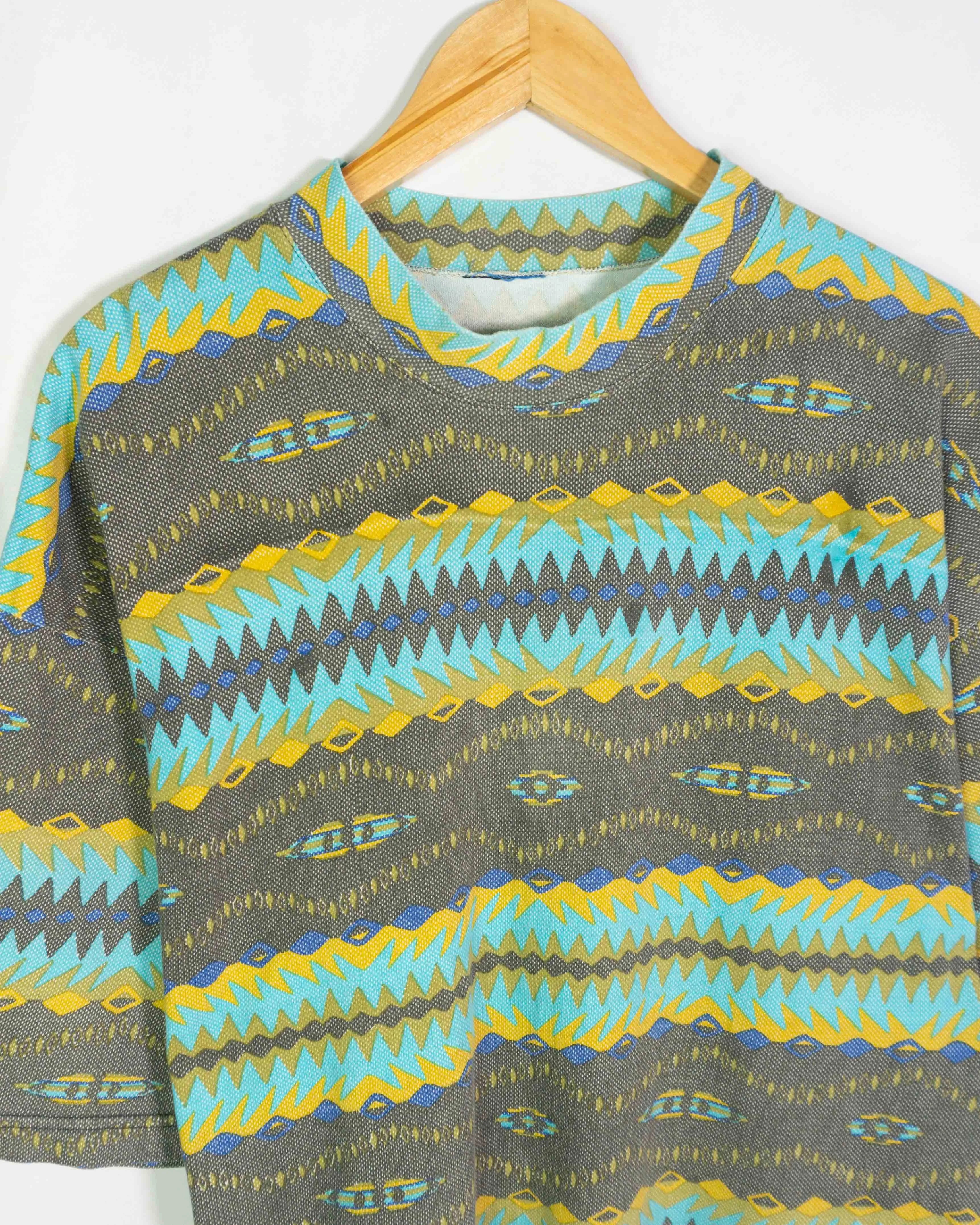 Camiseta Azteca Multicolor Vintage 90s Crazy Pattern — Talla L