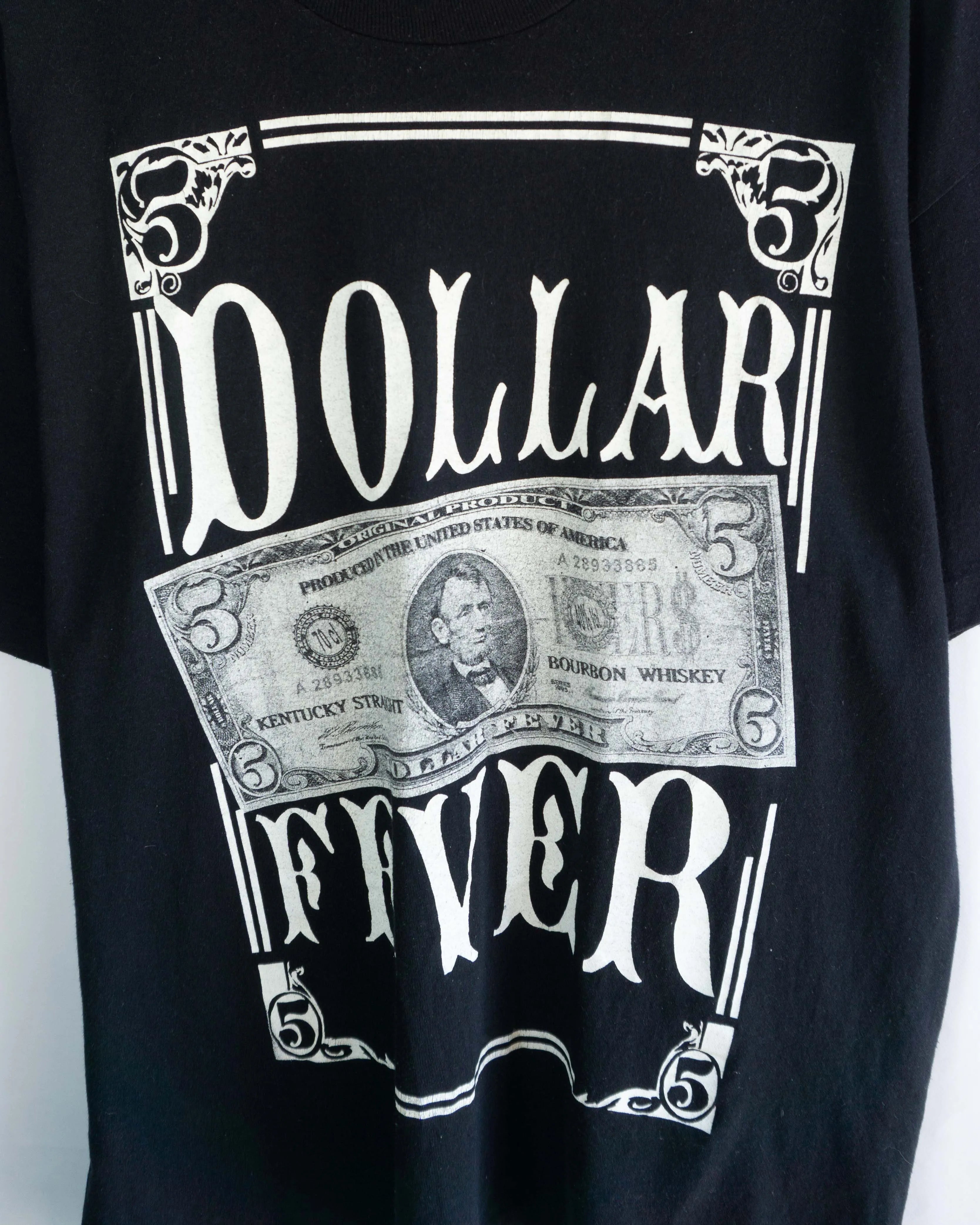 Camiseta Dollar Fever Bourbon Whiskey Negra 90s — Talla XL