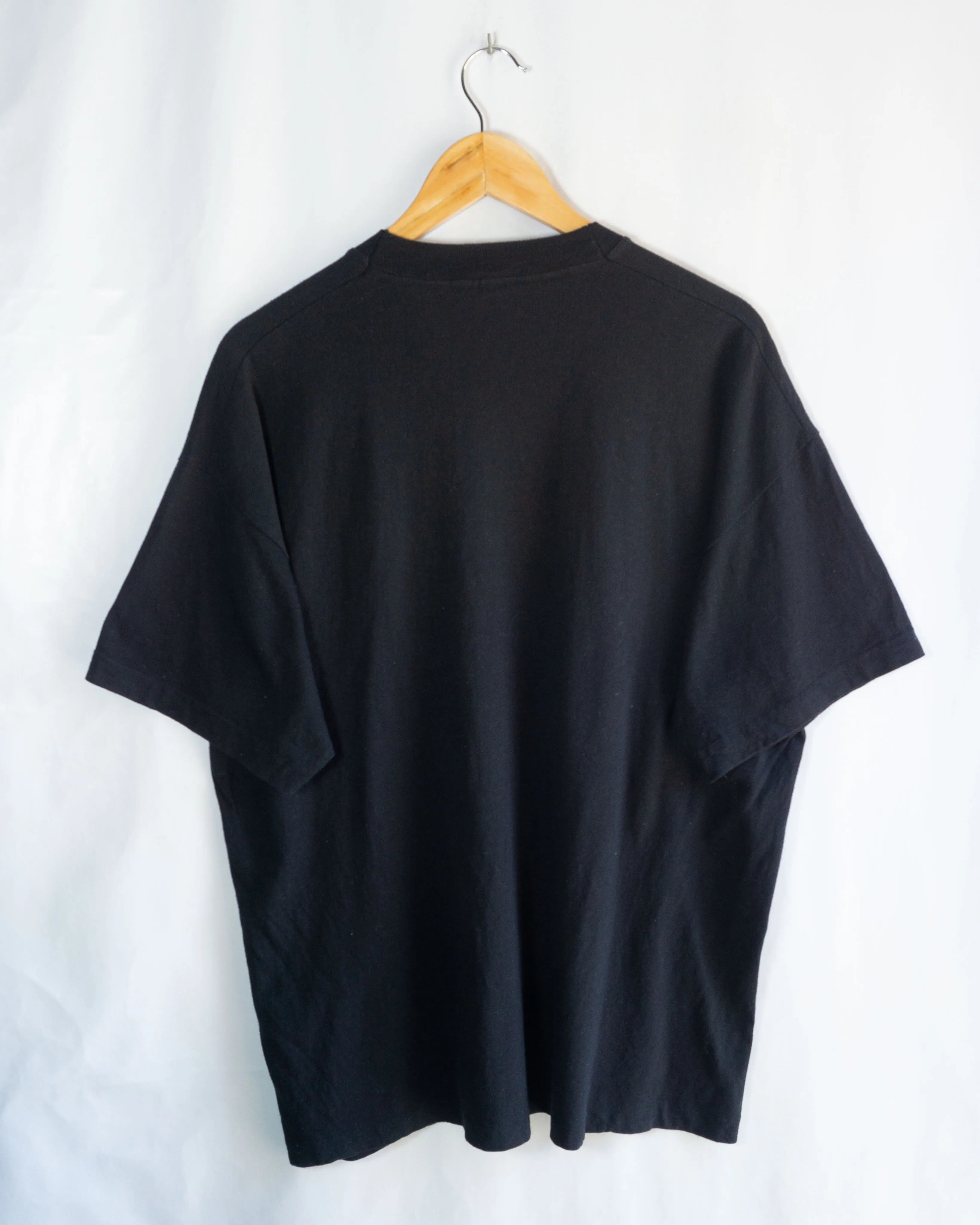 Camiseta Dollar Fever Bourbon Whiskey Negra 90s — Talla XL