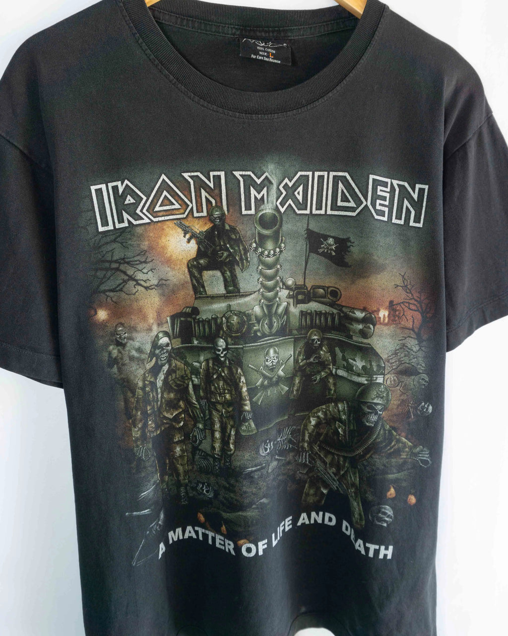 Camiseta Iron Maiden Matter of Life Death Negra — Talla L