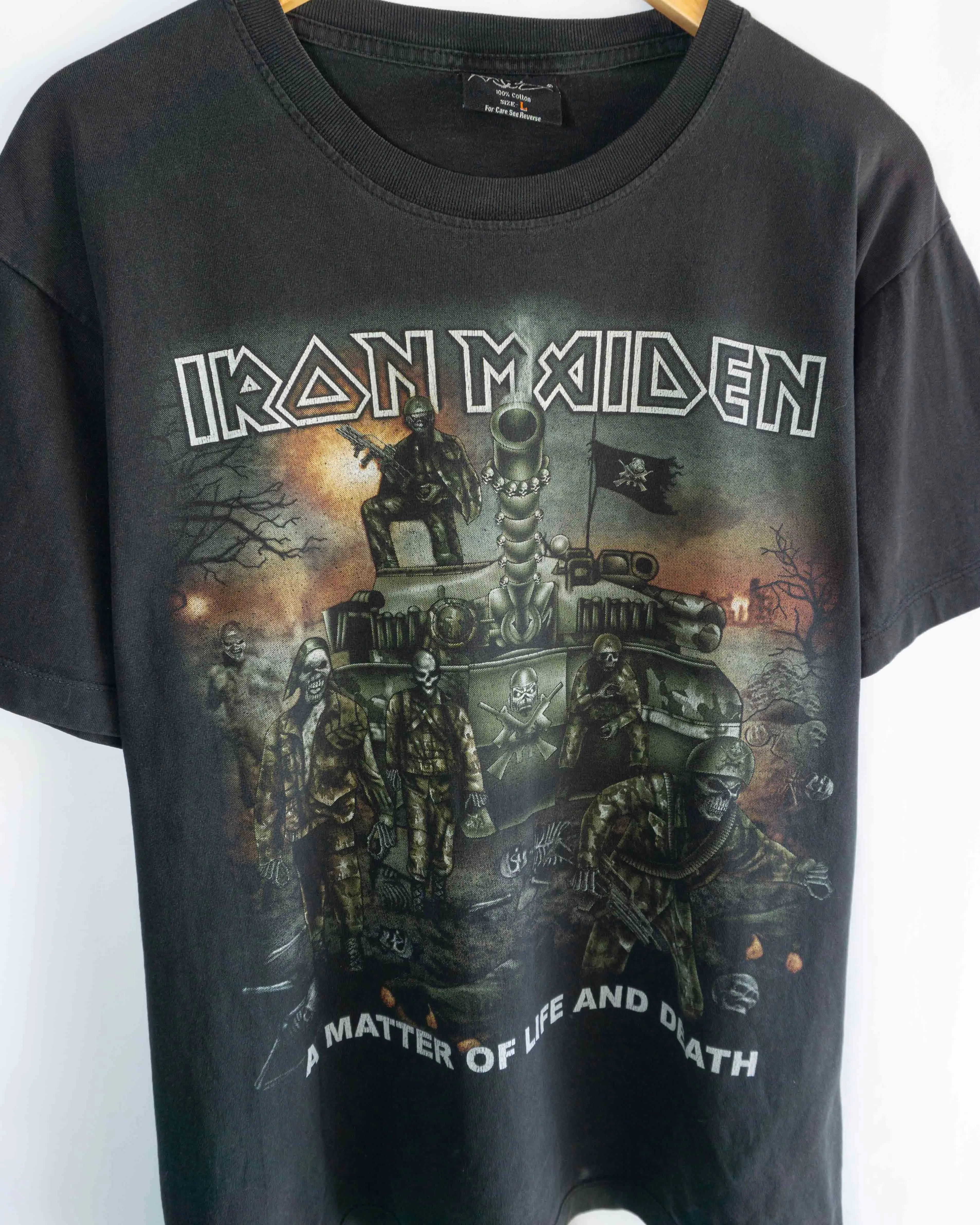 Camiseta Iron Maiden Matter of Life Death Negra — Talla L