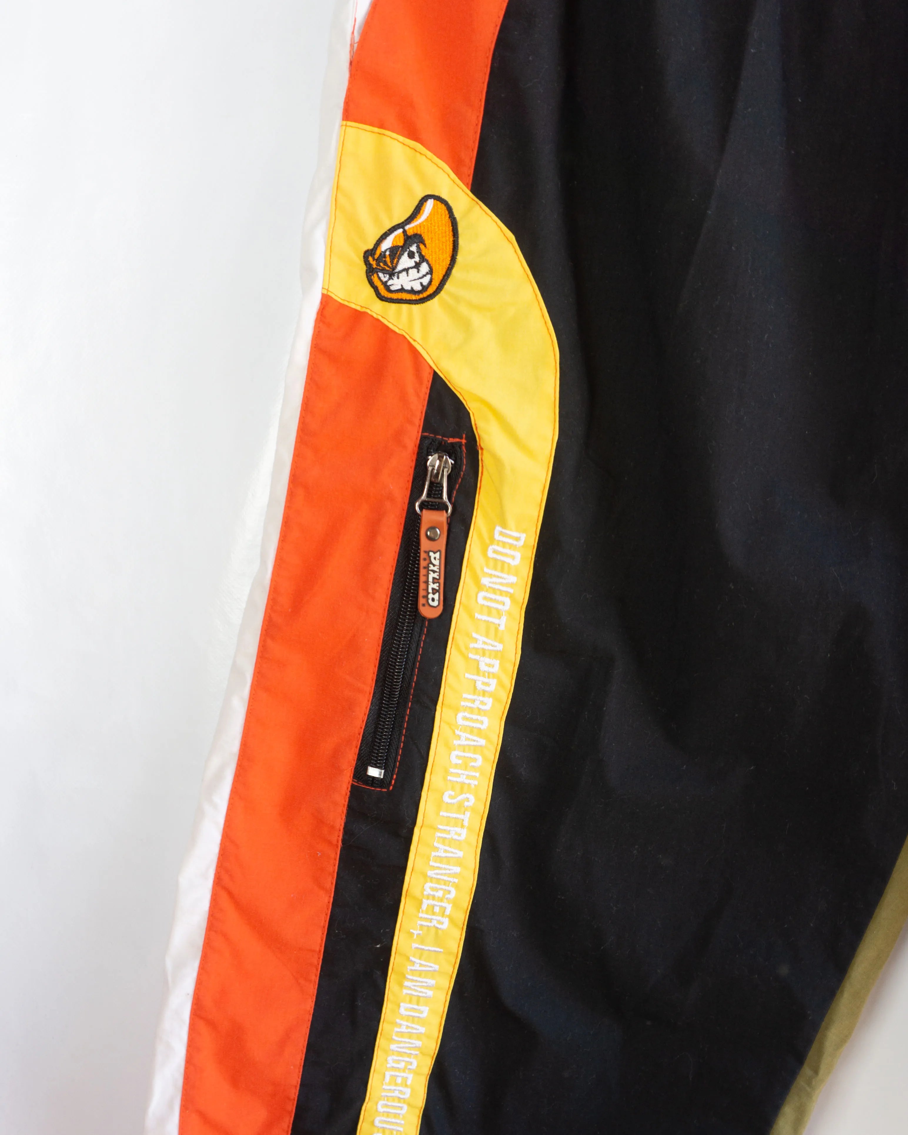 Pantalón Pillo Racing Negro Naranja Vintage Y2K — Talla XL