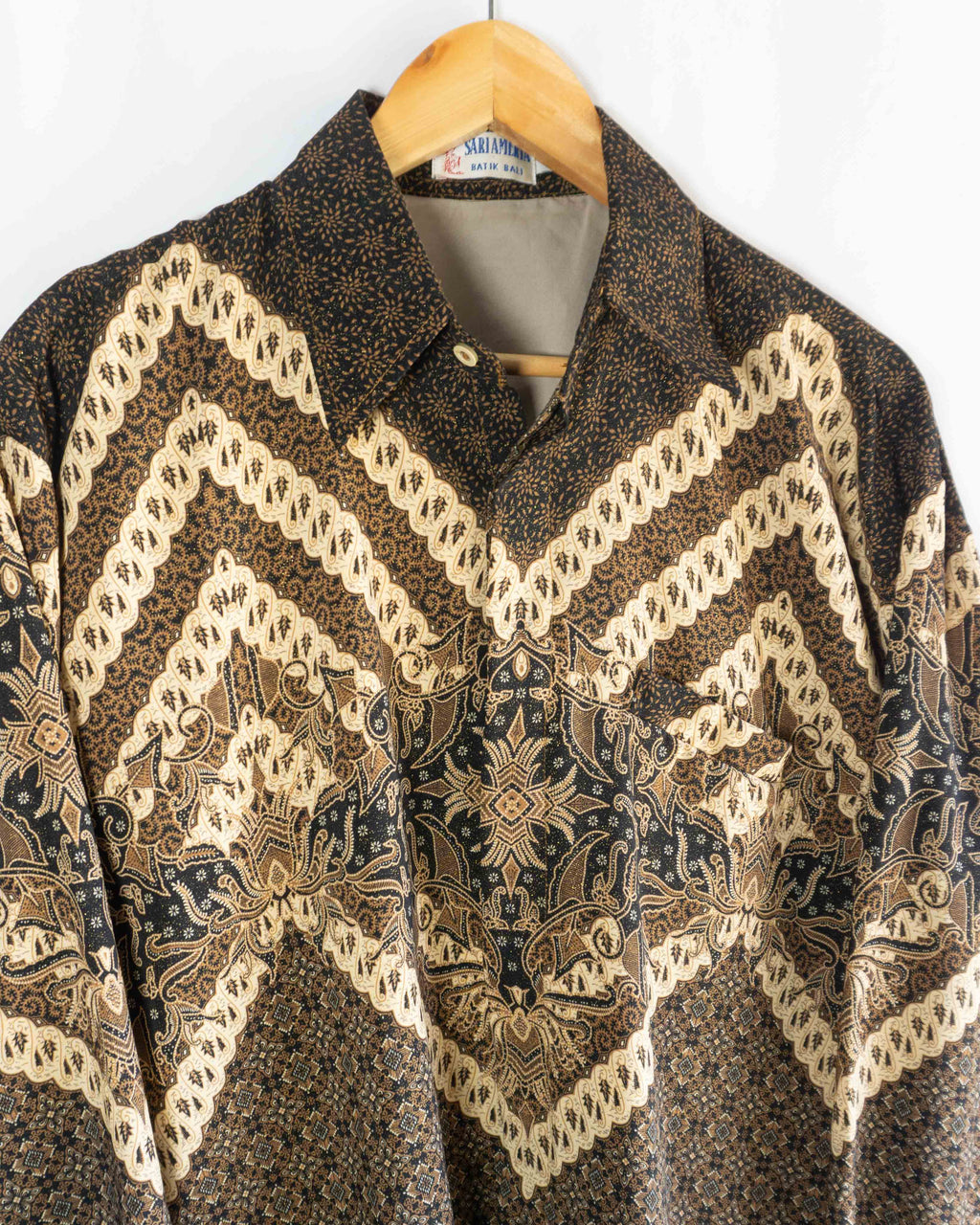 Camisa Vintage Marrón con Estampado Étnico — Talla XL