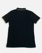 Polo Stone Island Negro con Borde Amarillo — Talla S