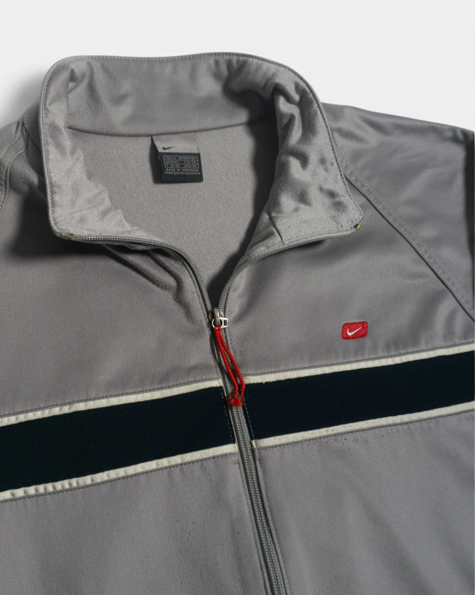Chaqueta de Chándal Nike Gris Vintage 00s — Talla XL