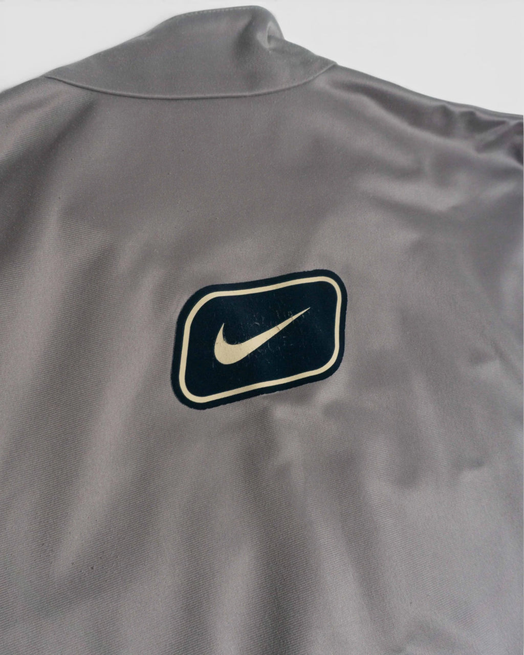 Chaqueta de Chándal Nike Gris Vintage 00s — Talla XL