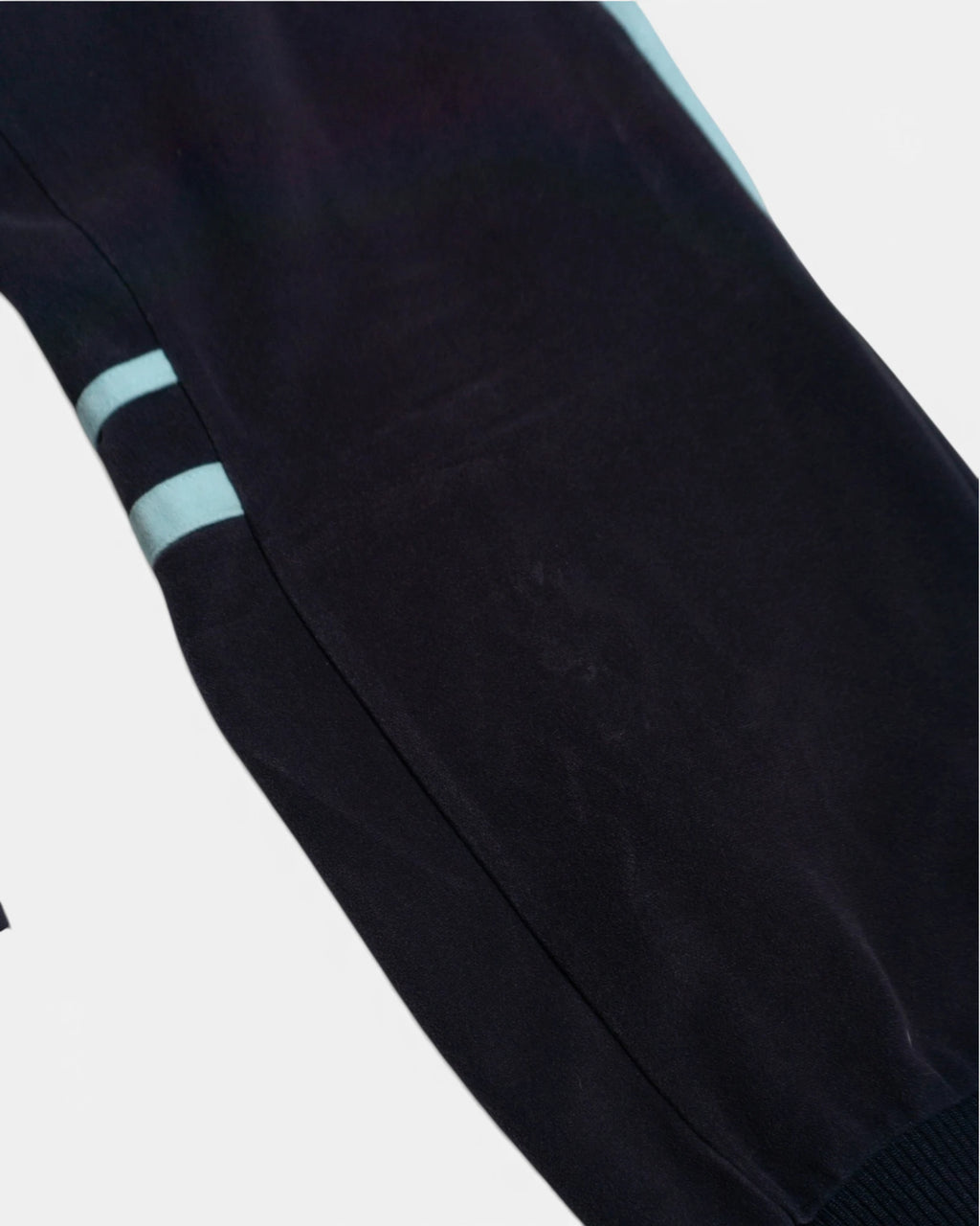 Pantalón Adidas ChallengerY2K 00s — Talla M