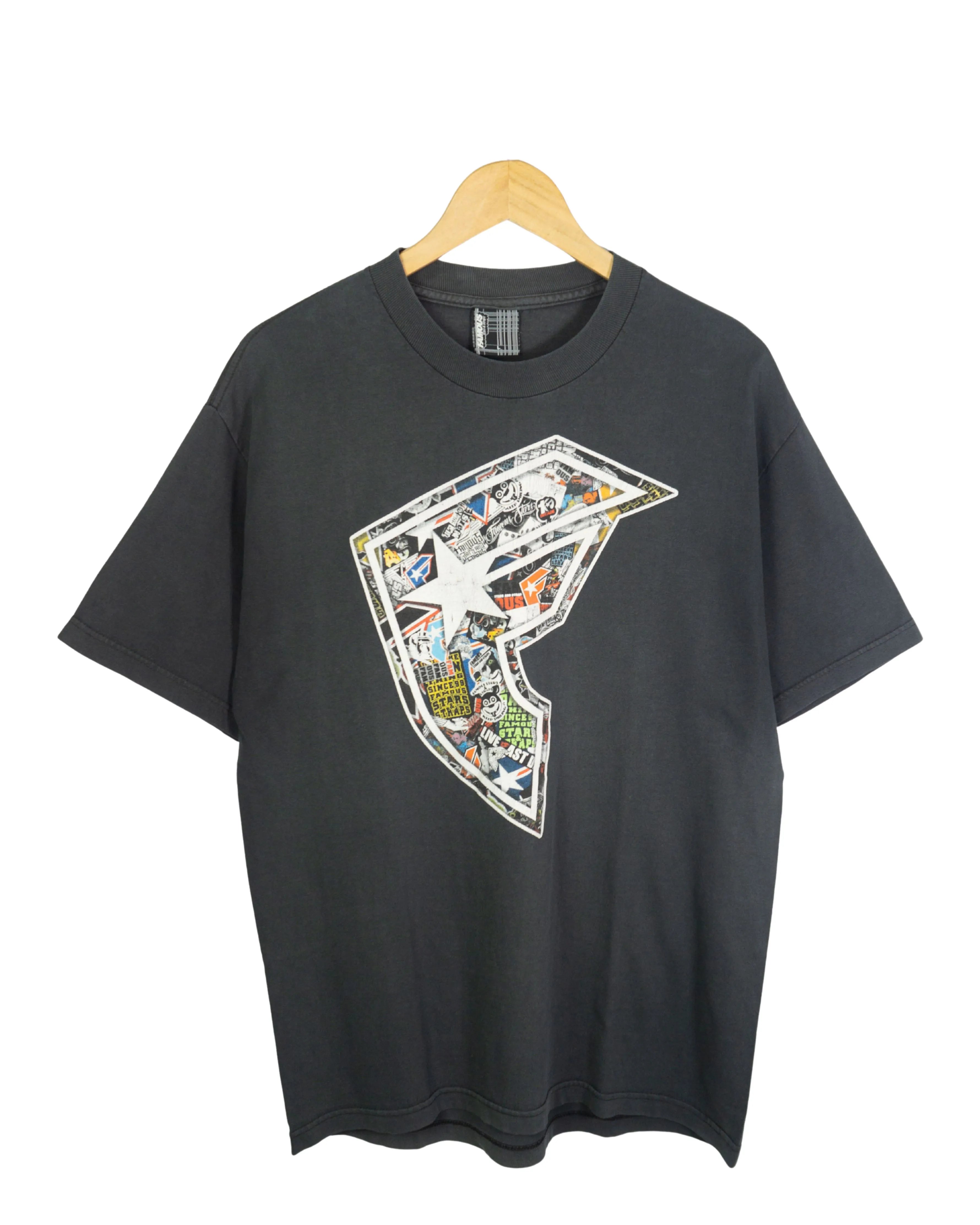 Camiseta Famous Stars and Straps Negra Vintage 00s — Talla L