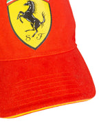 Gorra Ferrari Scuderia Roja con Escudo — Talla M