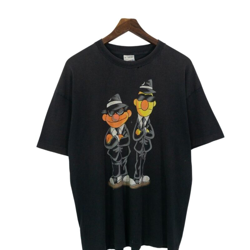 Sesame Street vintage 90s black print XL