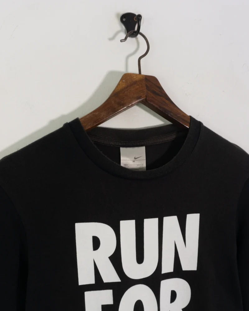 Camiseta nike vintage 00s negra run for your life M - Imagen 3