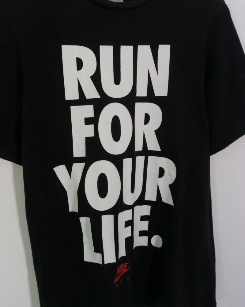 Camiseta nike vintage 00s negra run for your life M - Imagen 4