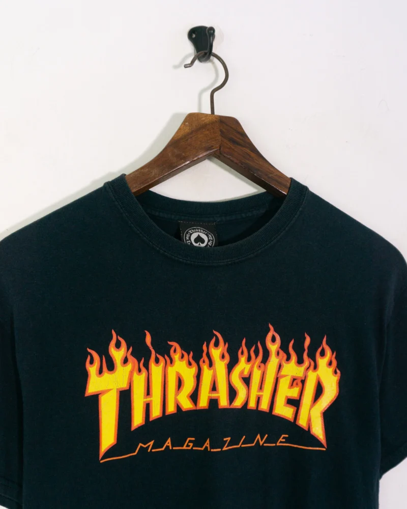 Camiseta thrasher negra M - Imagen 3