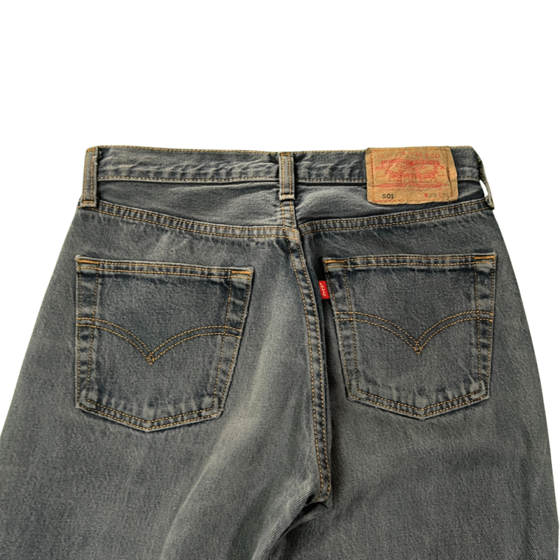 Vaquero Levis 501 azul marino W29 - Imagen 2 - Lacaie Vintage
