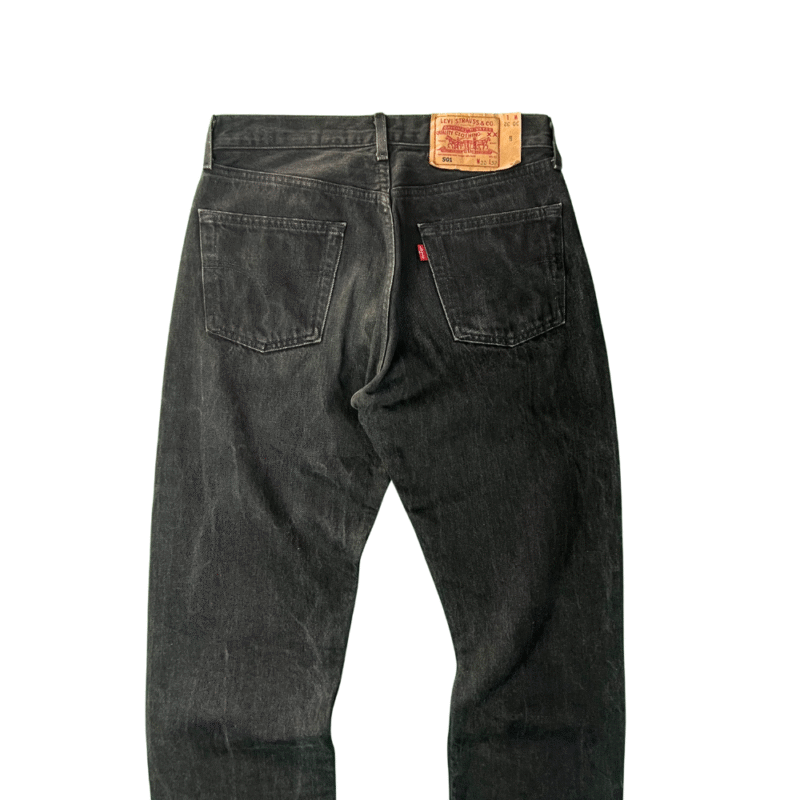 Vaquero Levis 501 negro W30 - Imagen 4 - Lacaie Vintage