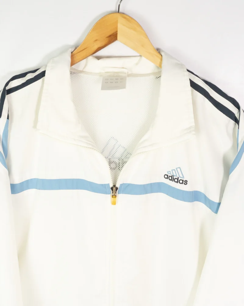 Chaqueta deportiva Adidas vintage 00s blanca/azul L - Imagen 2 - Lacaie Vintage