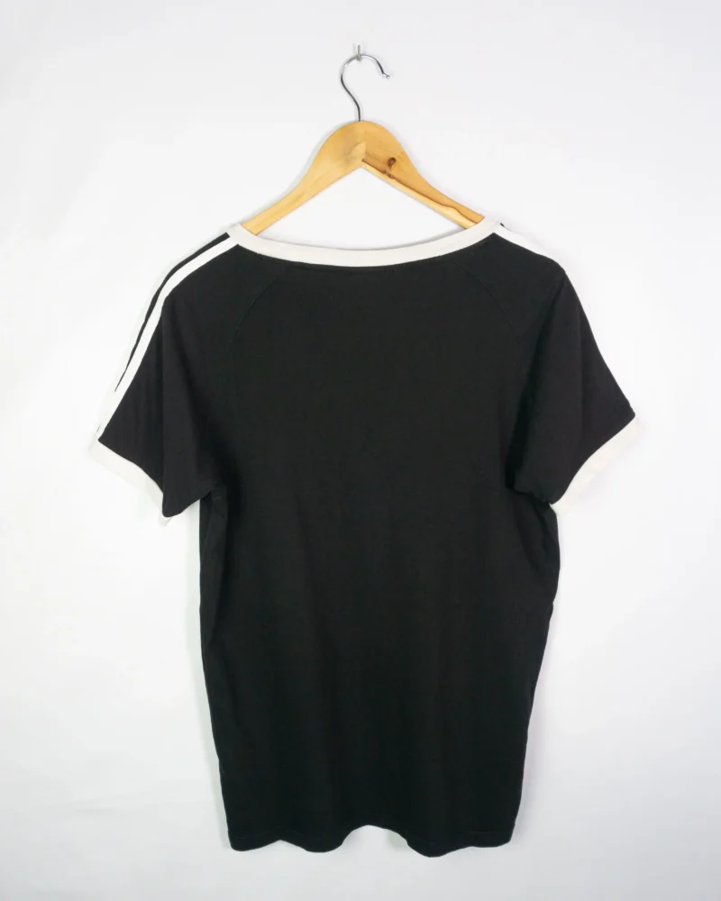 Camiseta Adidas originals negra M - Imagen 4 - Lacaie Vintage