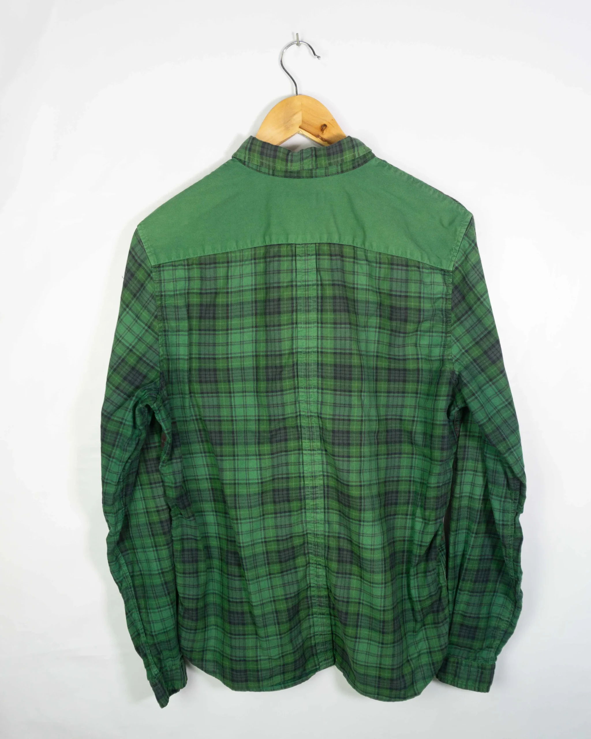 Camisa de cuadros Fred Perry verde M - Lacaie Vintage Camisa de cuadros Fred Perry verde M - Imagen 3 - Lacaie Vintage