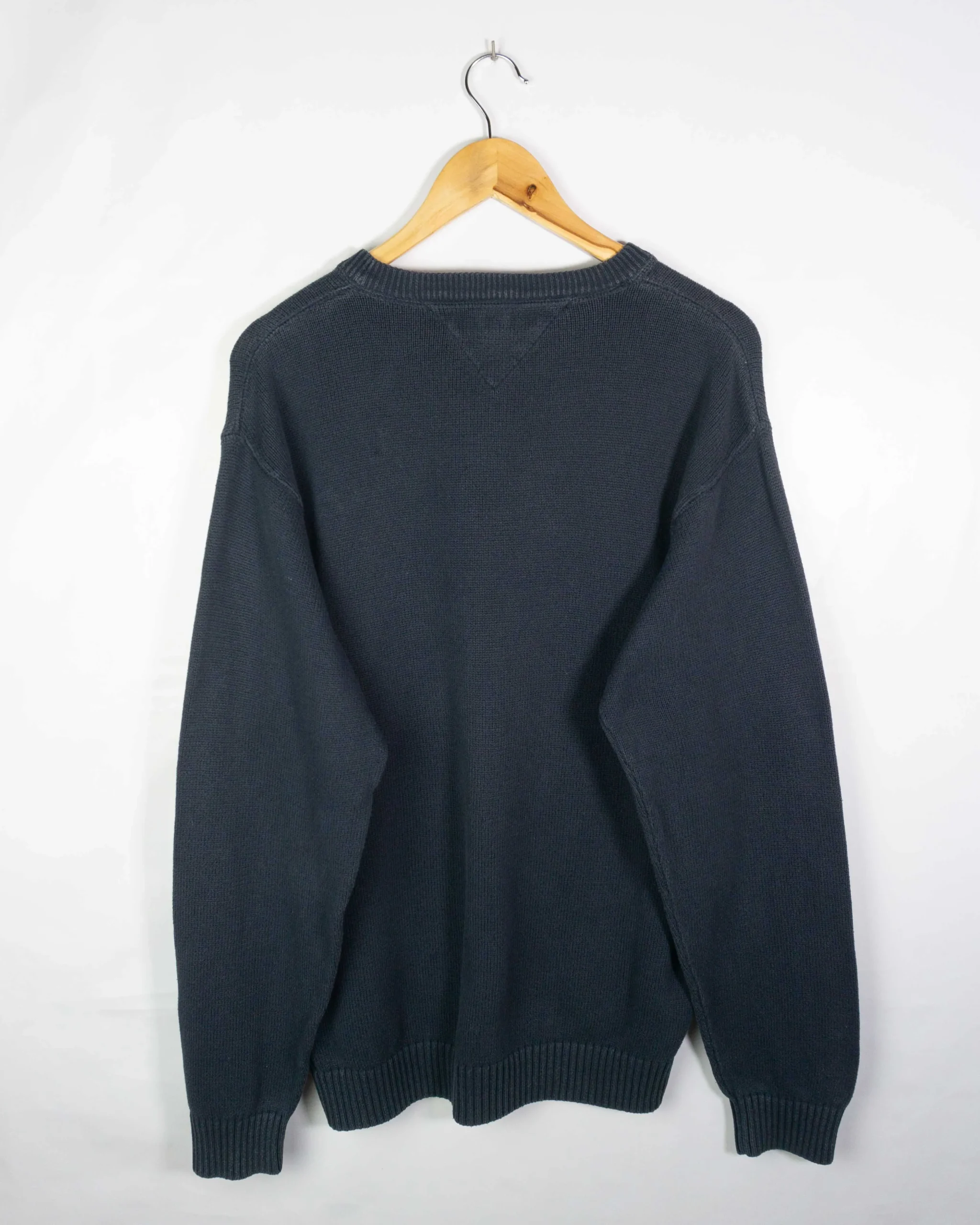 Jersey Tommy Hilfiger azul marino XL - Lacaie Vintage Jersey Tommy Hilfiger azul marino XL - Imagen 3 - Lacaie Vintage