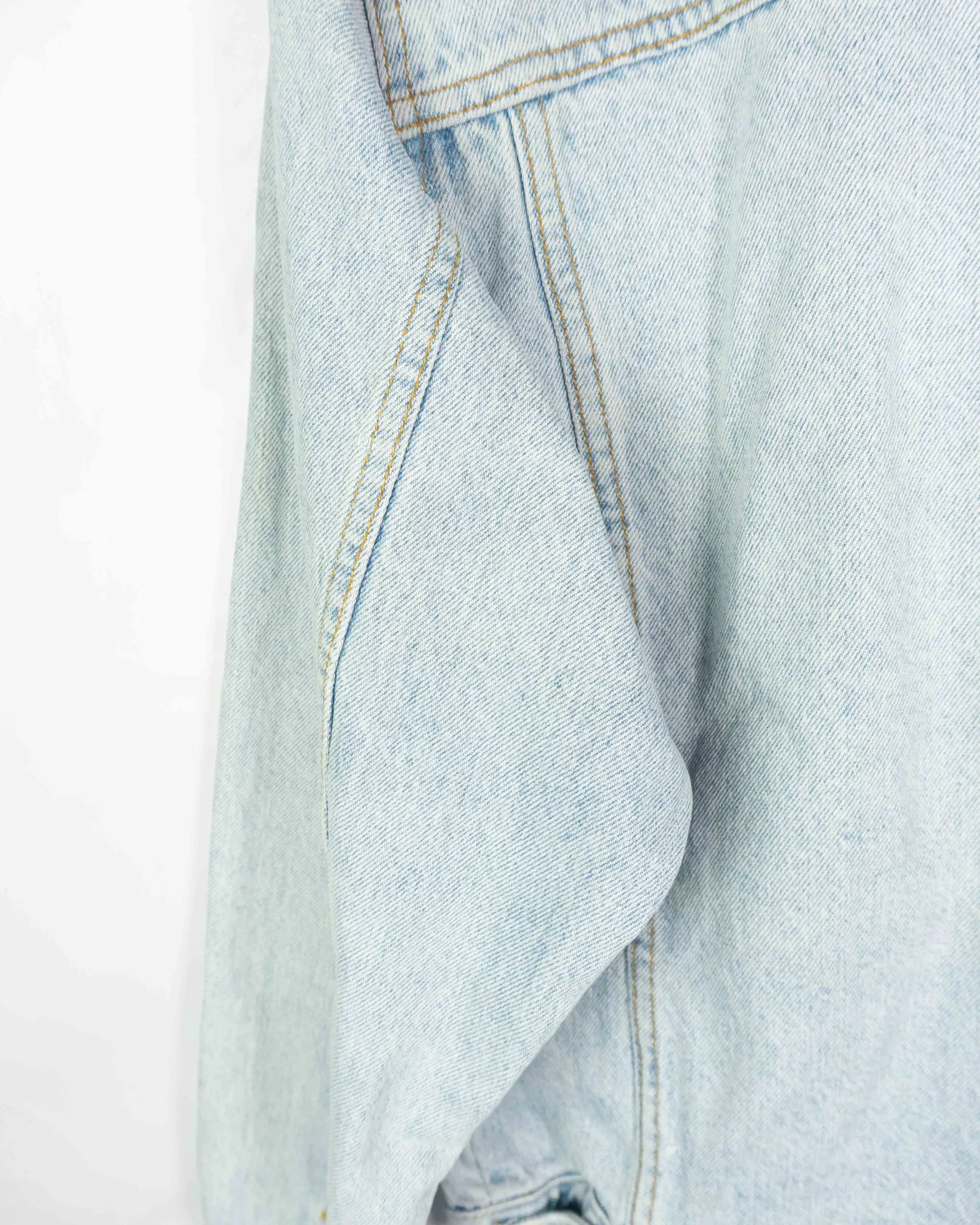 Chaqueta vaquera Lee vintage 90s M - Lacaie Vintage Chaqueta vaquera Lee vintage 90s M - Imagen 2 - Lacaie Vintage