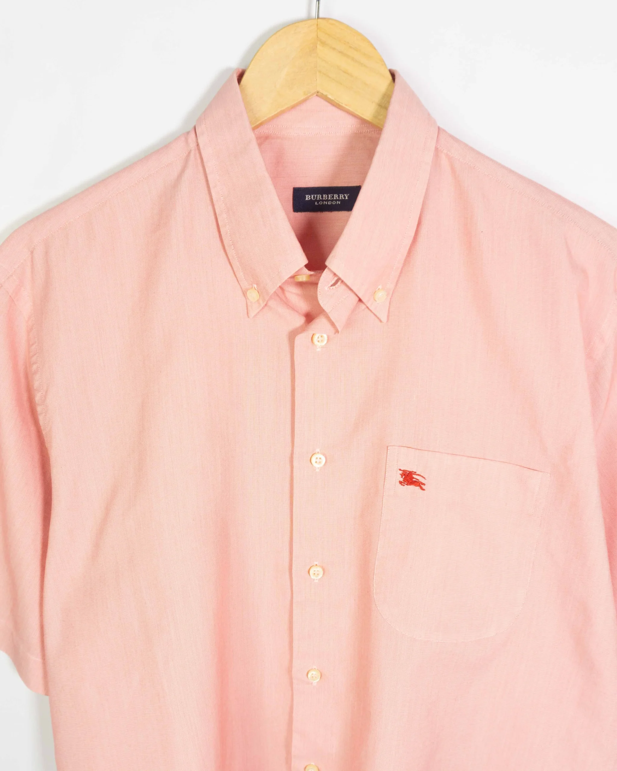 Camisa Burberrys vintage 00s rosa L - Lacaie Vintage Camisa Burberrys vintage 00s rosa L - Imagen 2