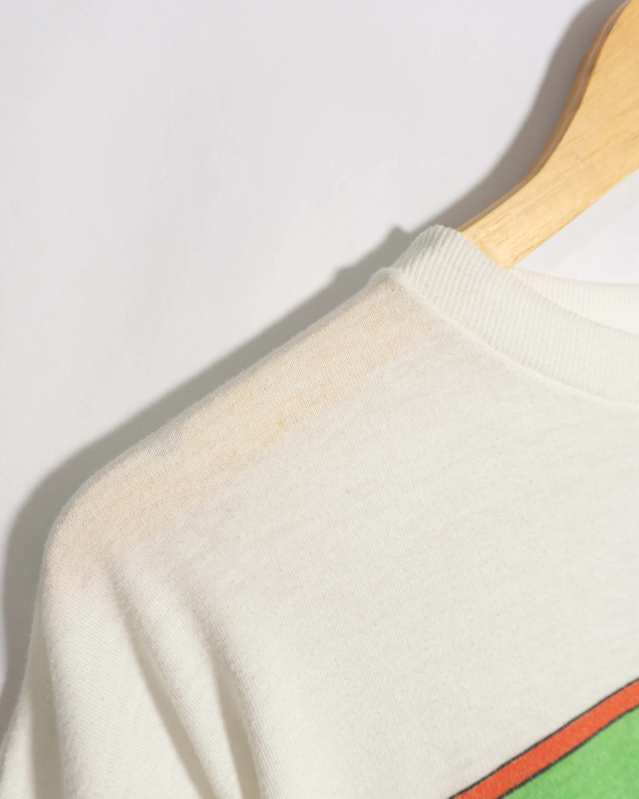 Camiseta vintage 90s print blanca M - Lacaie Vintage Camiseta vintage 90s print blanca M - Imagen 2