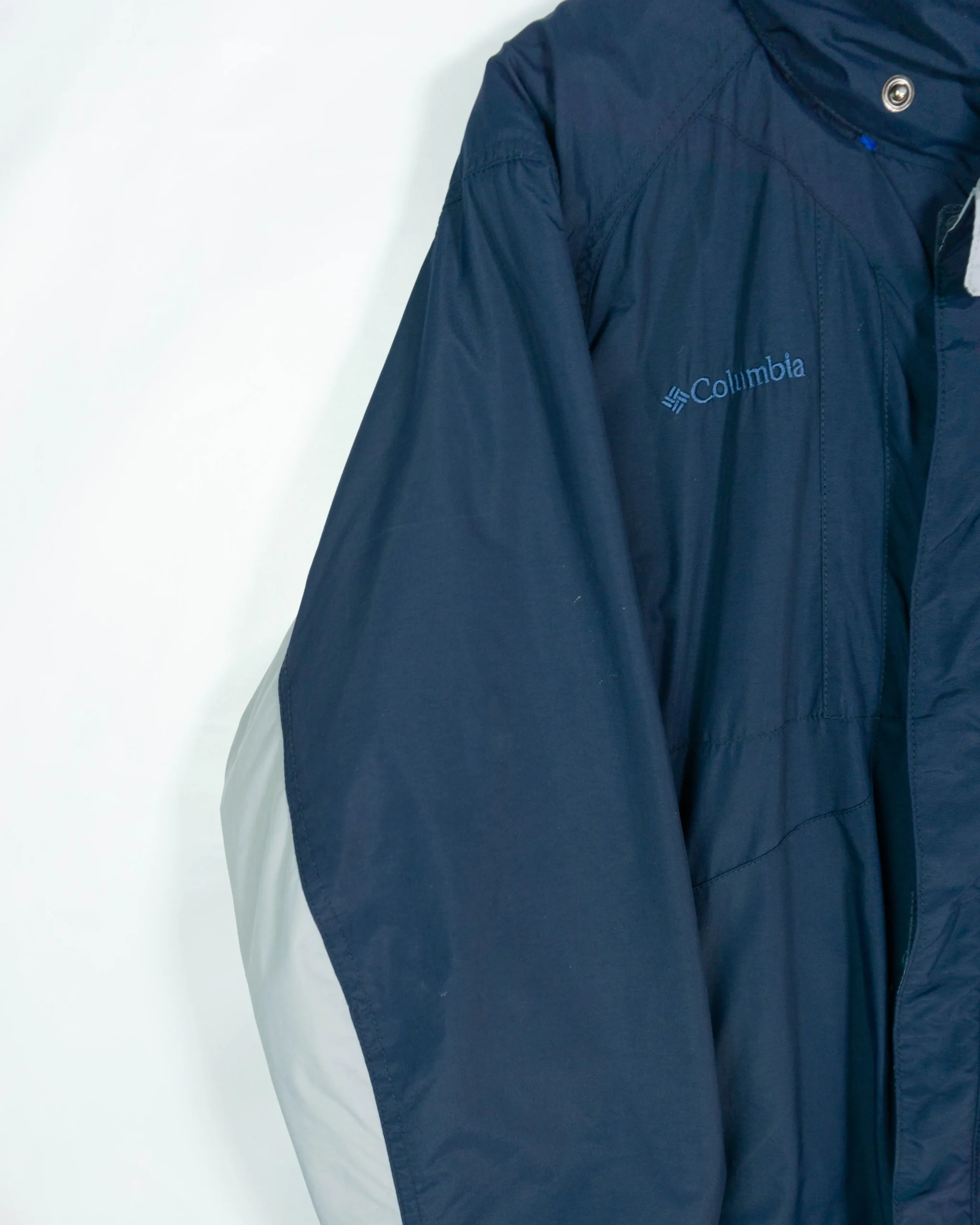 Abrigo Columbia vintage 00s azul marino/gris M - Lacaie Vintage Abrigo Columbia vintage 00s azul marino/gris M - Imagen 7 - Lacaie Vintage