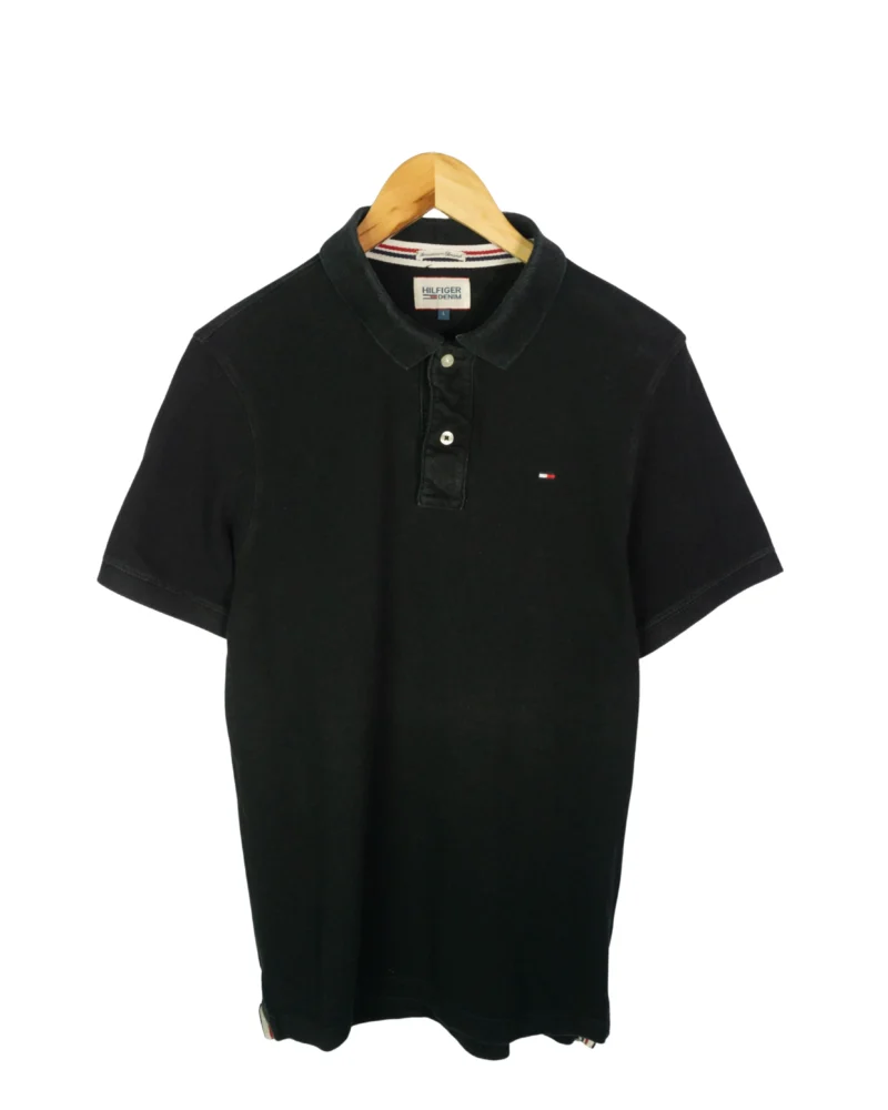 Polo Hilfiger Denim negro M - Lacaie Vintage