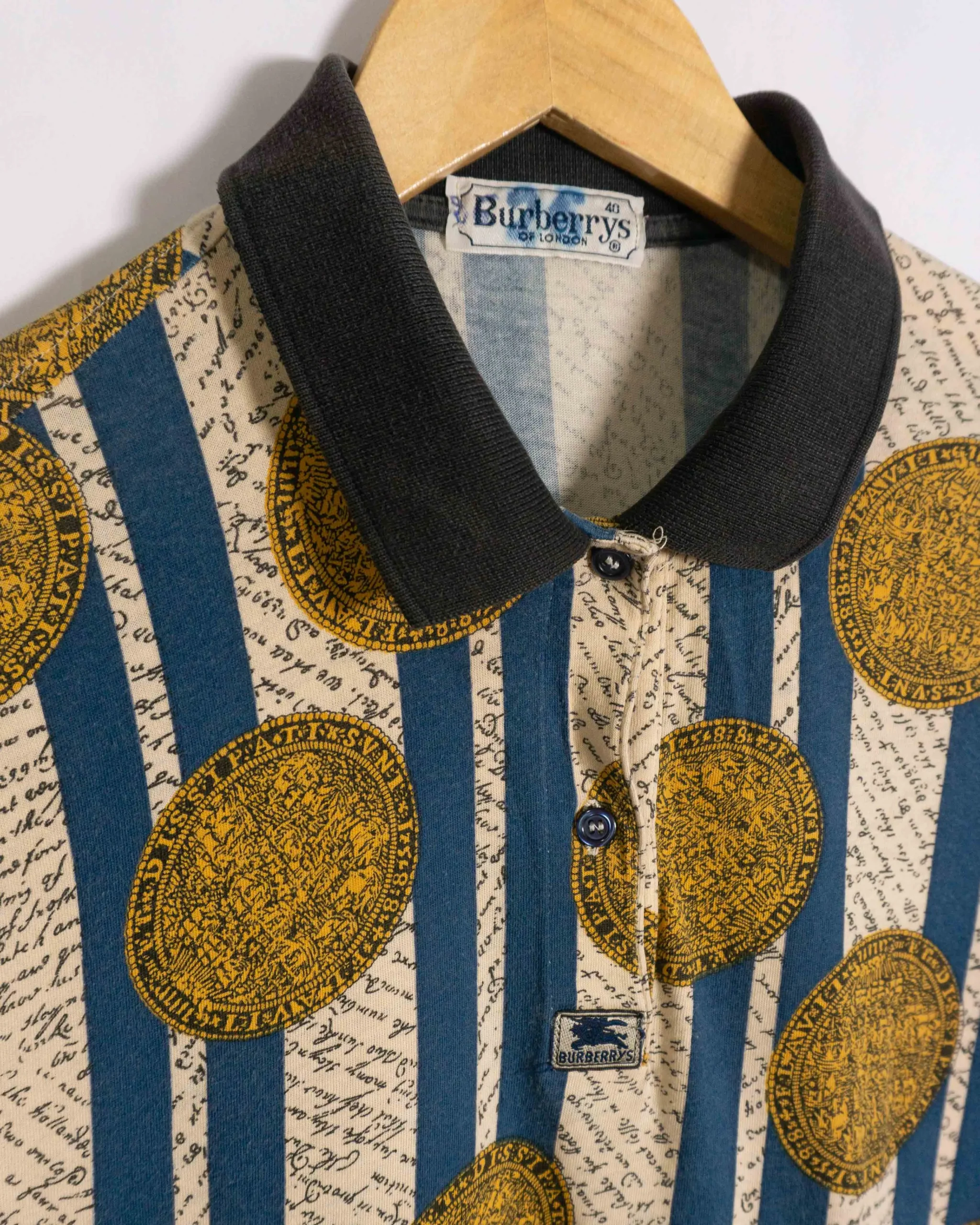Polo estampado Burberrys vintage 90s XS - Lacaie Vintage Polo estampado Burberrys vintage 90s XS - Imagen 2