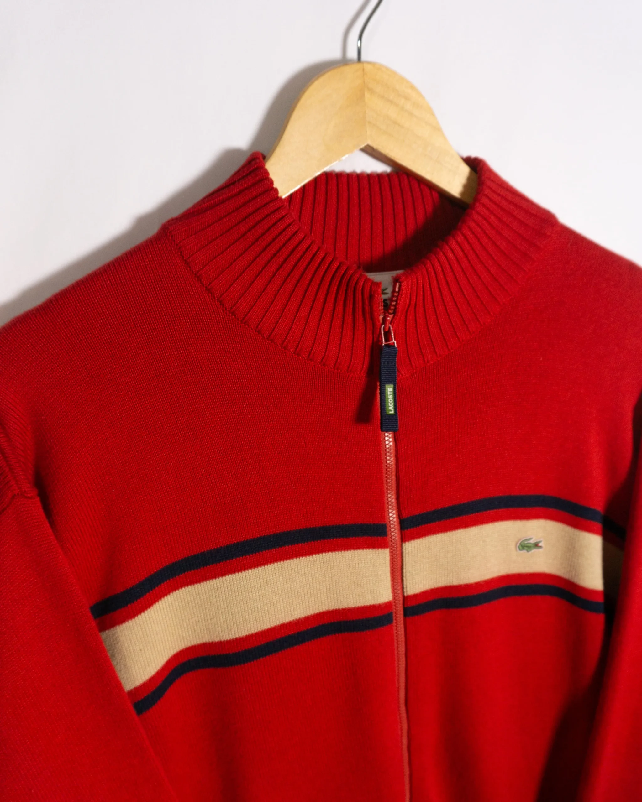 Chaqueta Lacoste vintage 00s roja/beige XL - Lacaie Vintage Chaqueta Lacoste vintage 00s roja/beige XL - Imagen 2