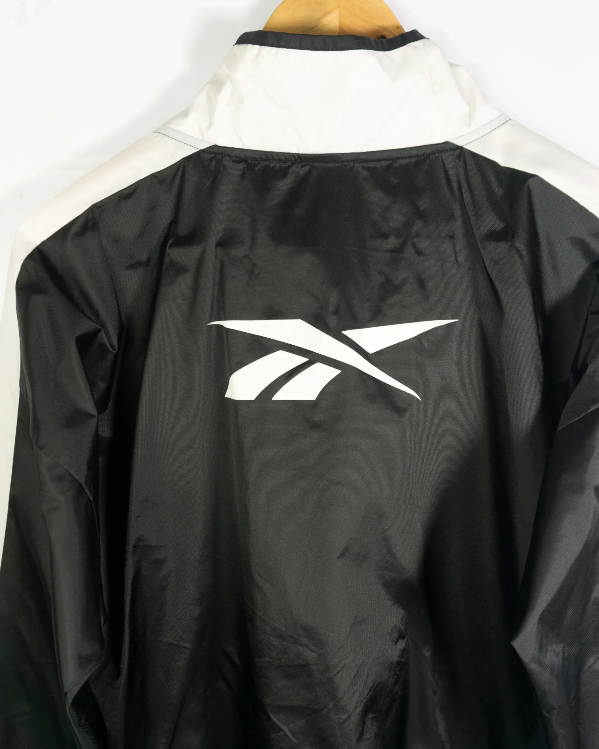 Cortavientos Reebok negro/blanca S - Lacaie Vintage Cortavientos Reebok negro/blanca S - Imagen 2