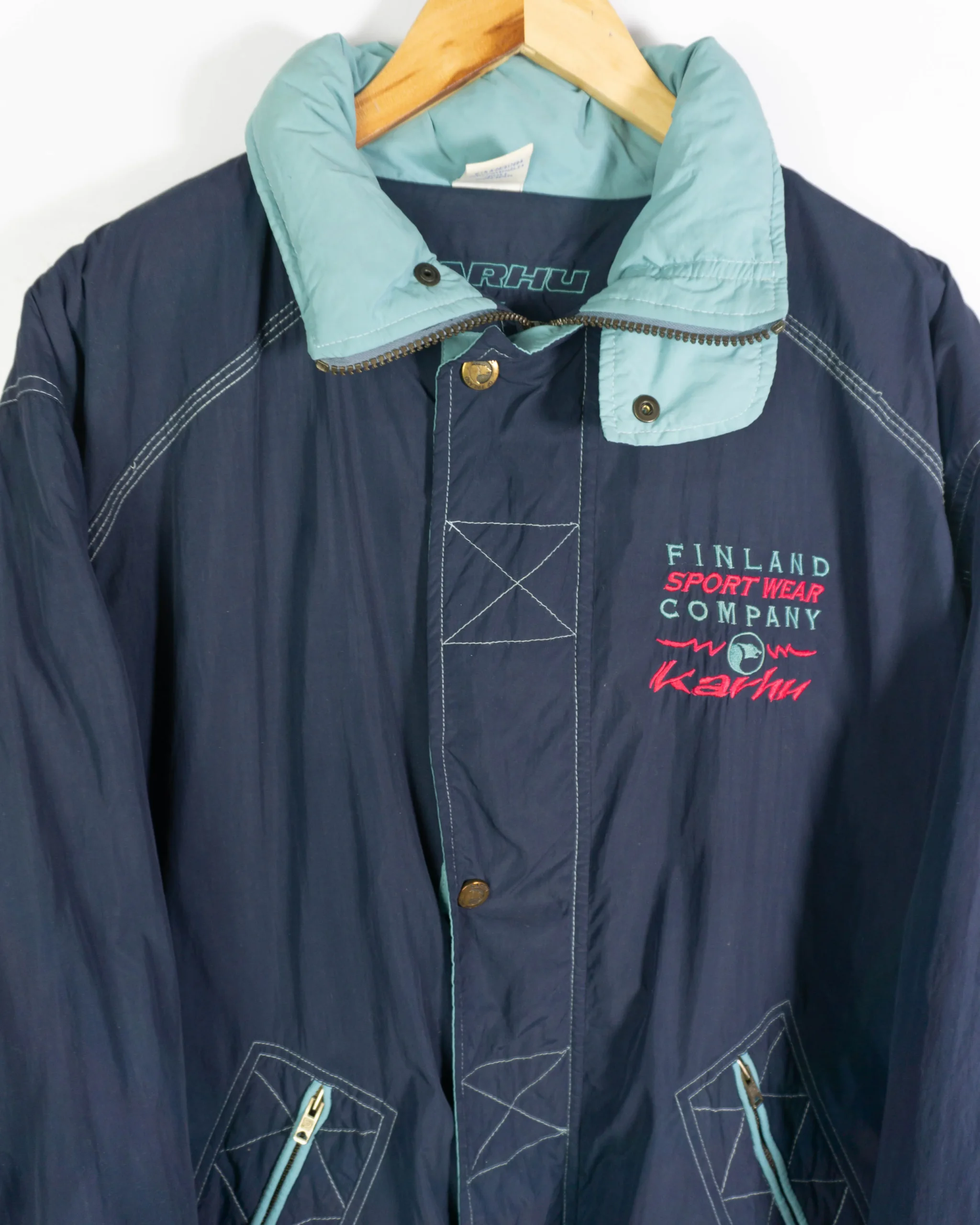 Abrigo Karhu vintage 90s azul marino M - Lacaie Vintage Abrigo Karhu vintage 90s azul marino M - Imagen 2