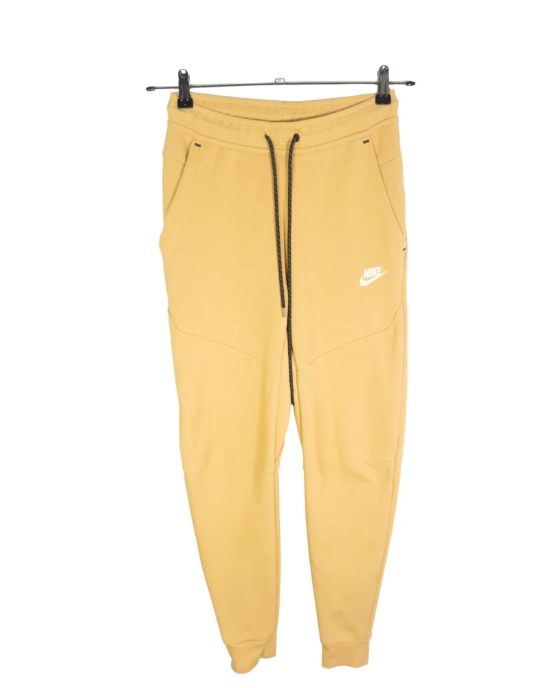 Pantalón Nike Tech camel XS